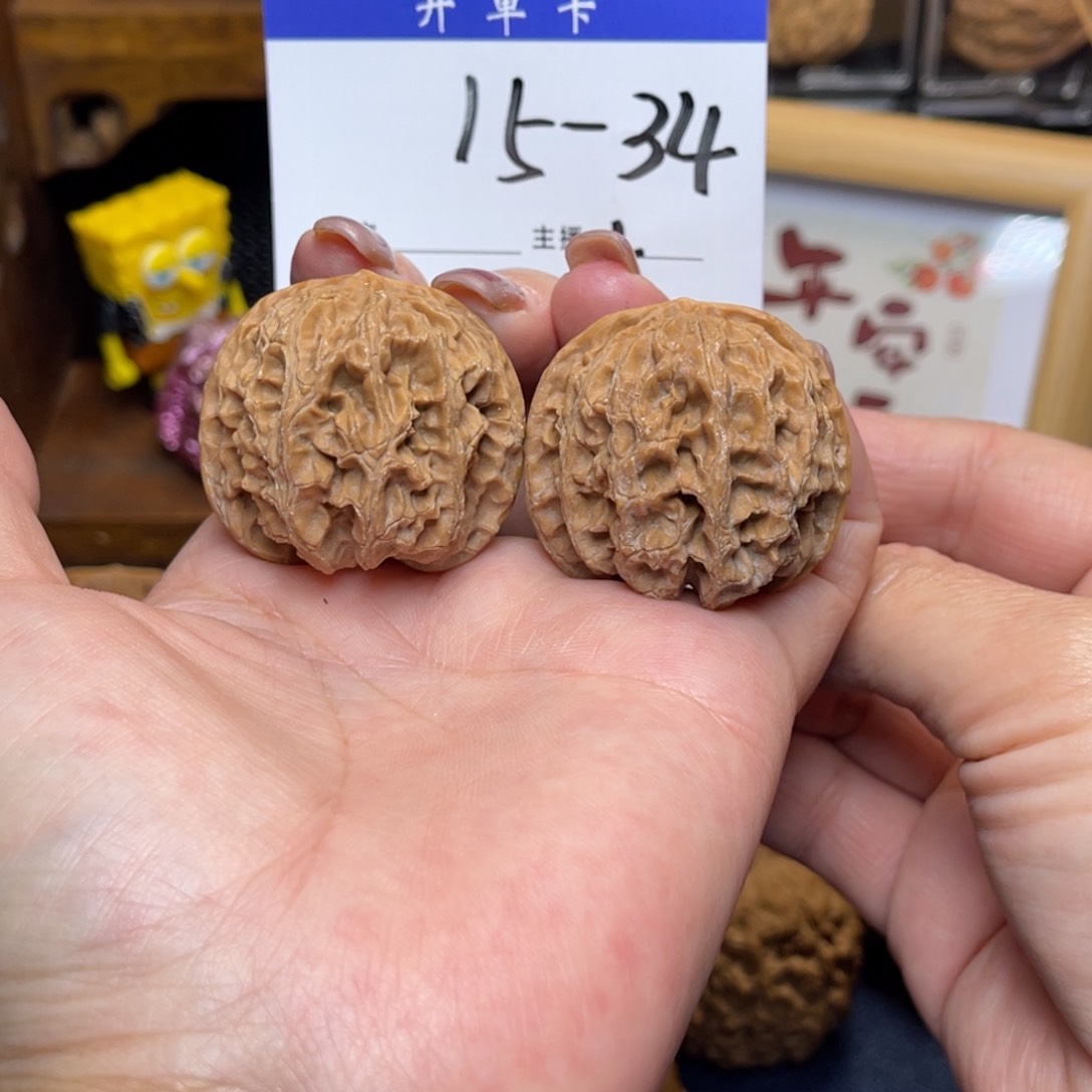 桃核把件H*。苹果37李。    精修，