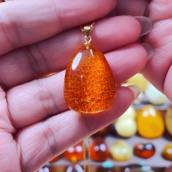 银S925镶嵌颈饰琥珀吊坠