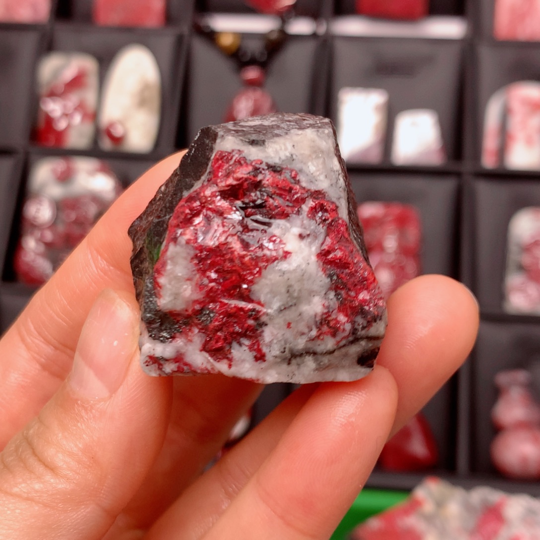 天然辰砂天然毛石