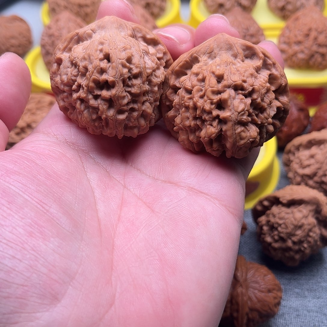 猴头核桃吊坠官帽