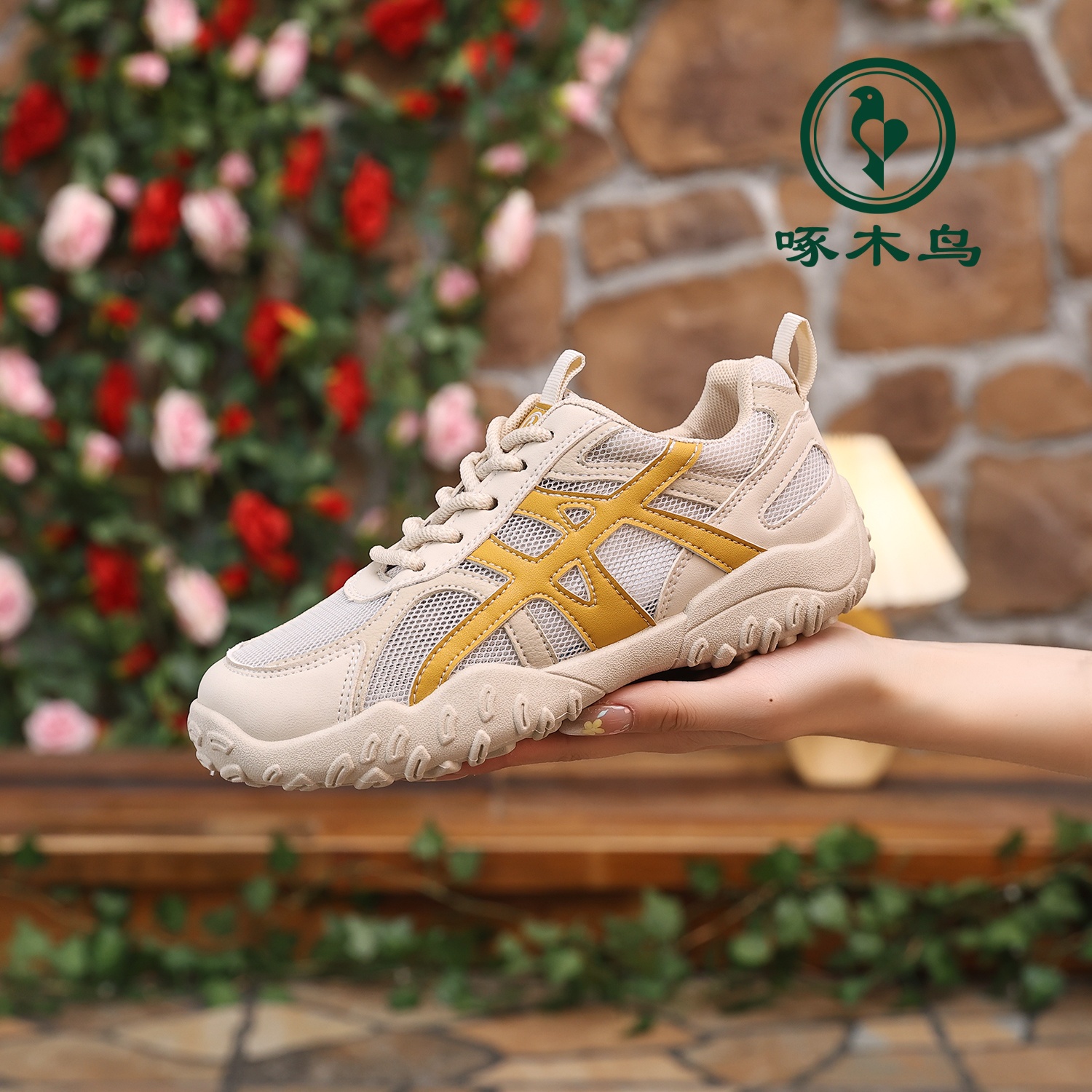 啄木鸟真皮透气女鞋2025夏季新款百搭软底防滑休闲运动鞋