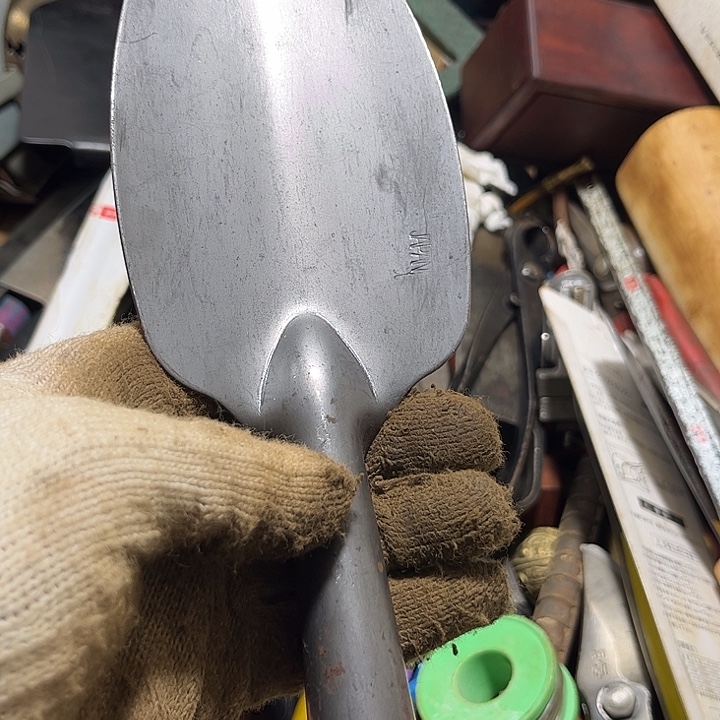 深****铲子一个，不退不换20