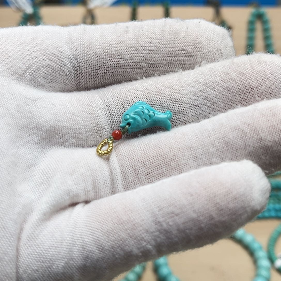 绿松石雕刻未镶嵌