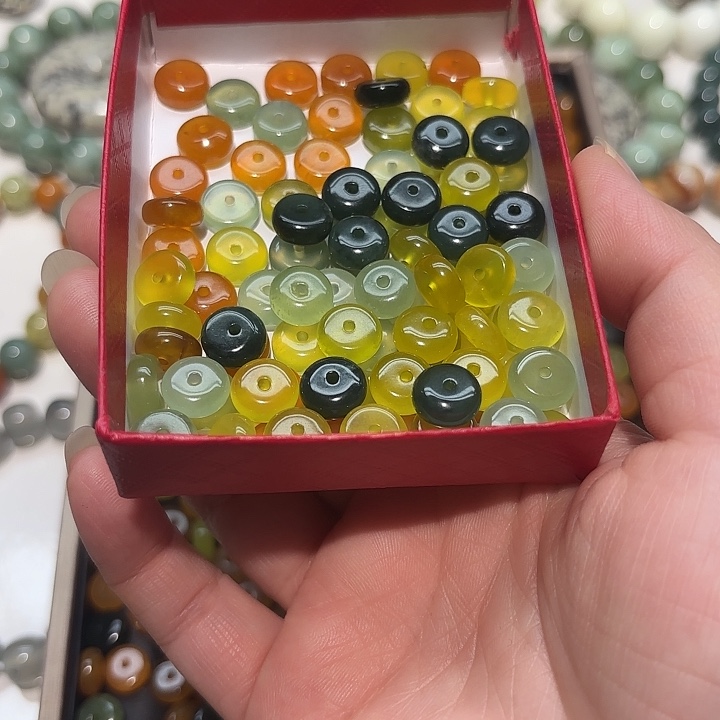 蛇纹石玉未镶嵌手串单珠90粒+ 2粒?**?