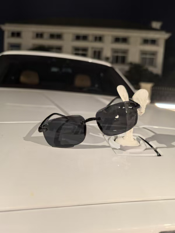 男女同款开车遮阳高颜值太阳镜驾车个人用品 