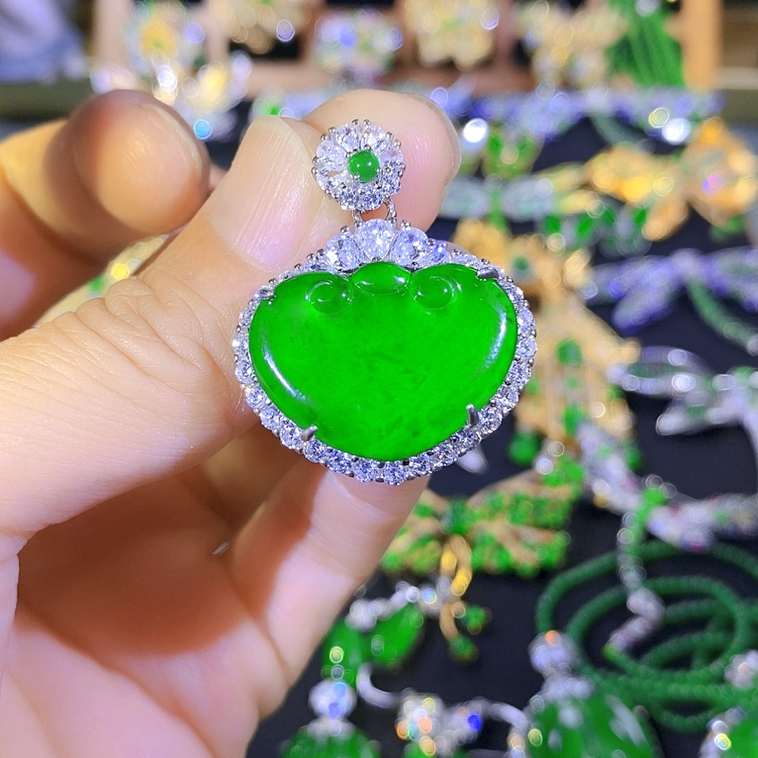 吊坠(不含链)银S925镶嵌翡翠