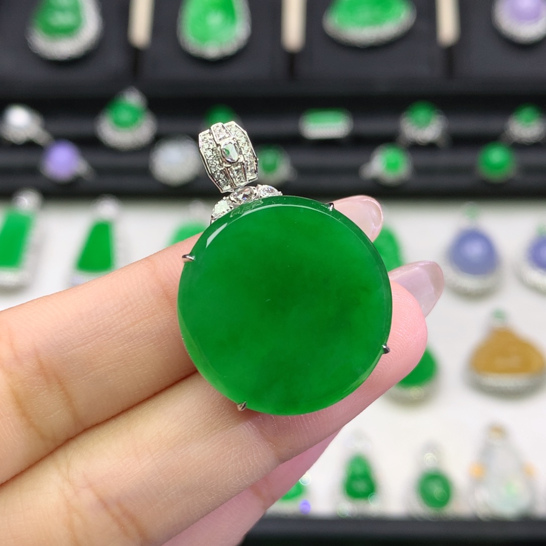 翡翠18K金镶嵌吊坠(不含链)