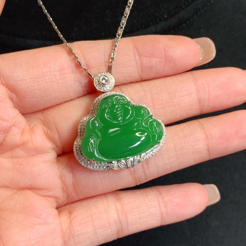 【闪购商品】颈饰18K金镶嵌翡翠佛公