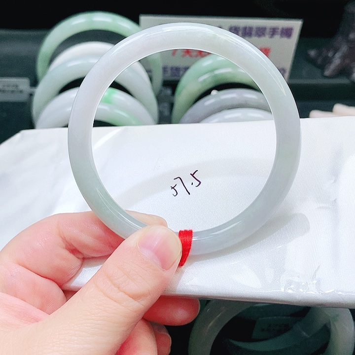 翡翠未镶嵌手镯118