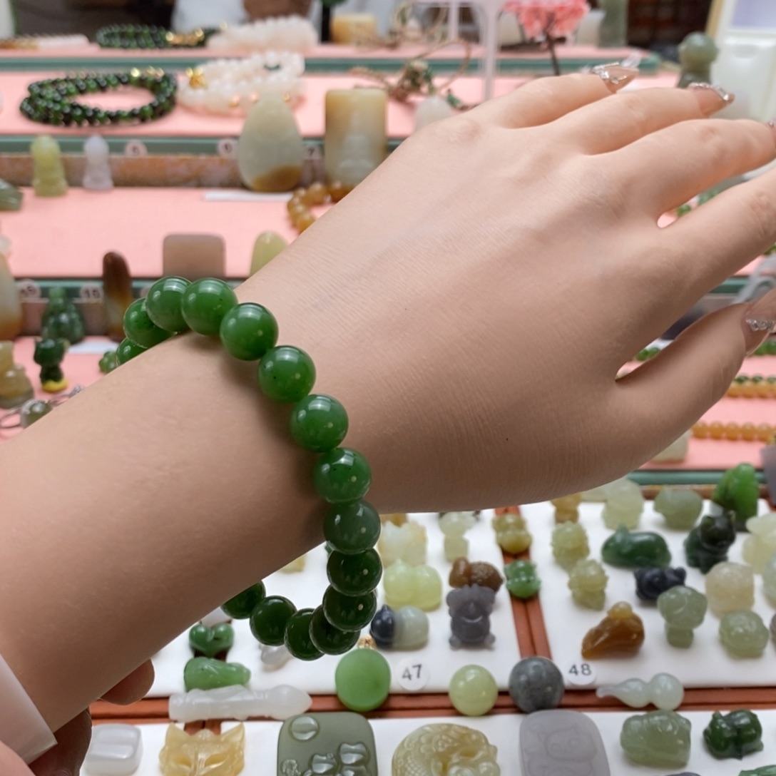 z***t和田玉（碧玉）未镶嵌吊坠(不含链)