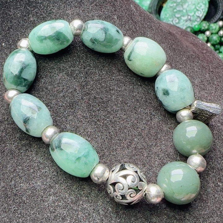 翡翠未镶嵌颈饰天然A货20