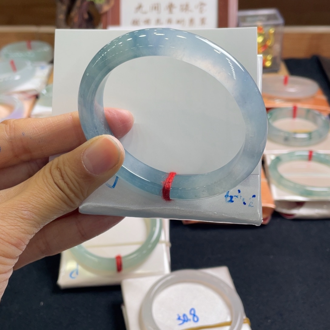 翡翠手镯未镶嵌琳*?57.5