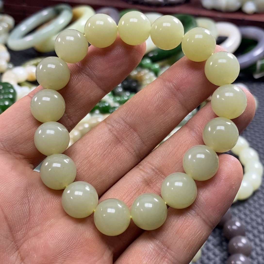 和田玉未镶嵌手链