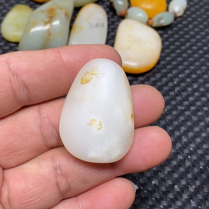 和田玉珠宝奇石未镶嵌