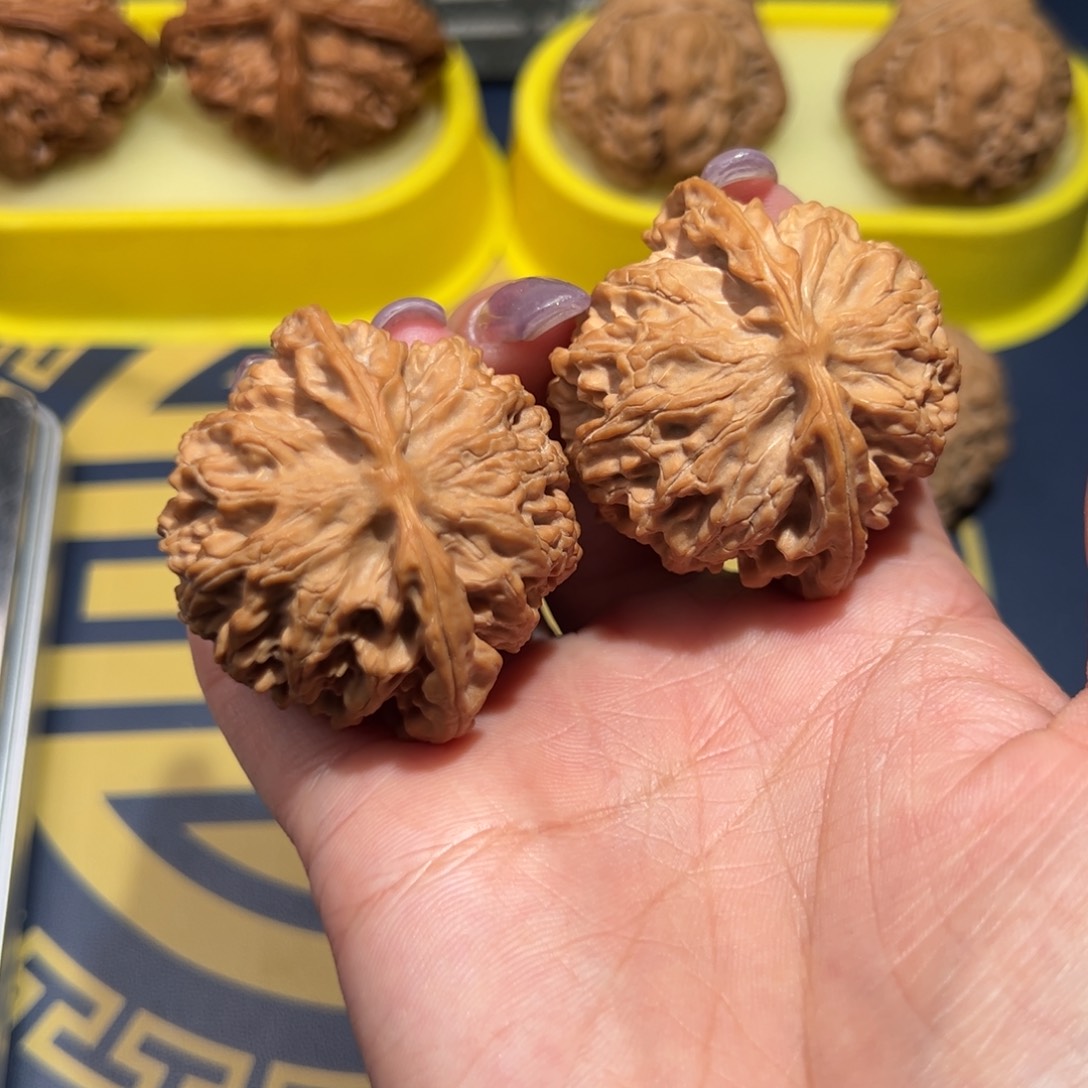 文玩核桃把件Sss 级苹果园43