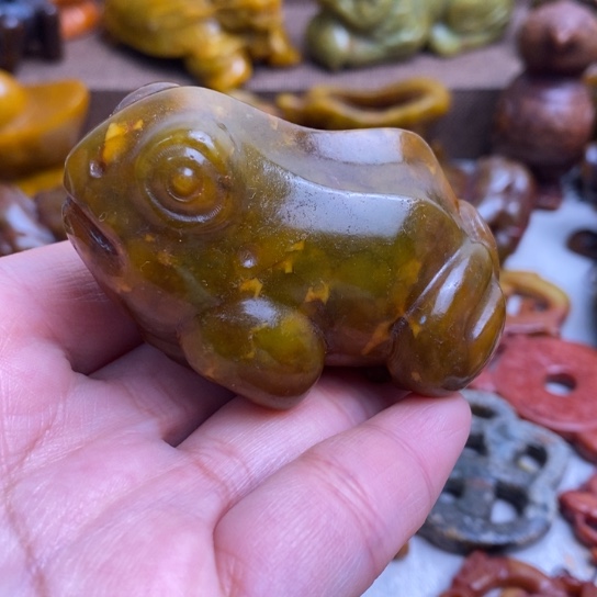 蛇纹石玉未镶嵌颈饰81