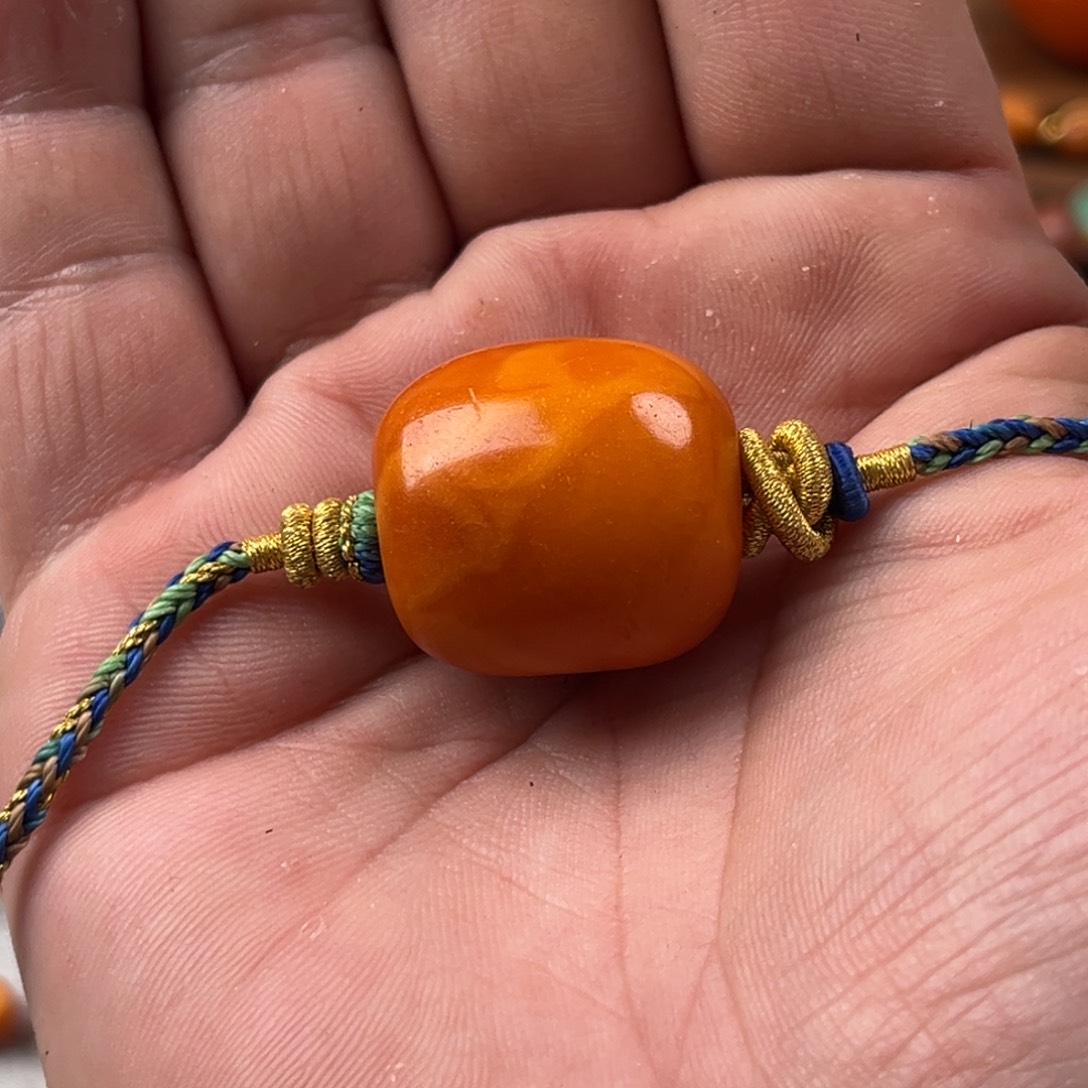 迪***子蜜蜡未镶嵌颈饰老蜜蜡