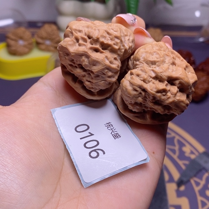 文玩核桃吊坠蛤蟆40.0106