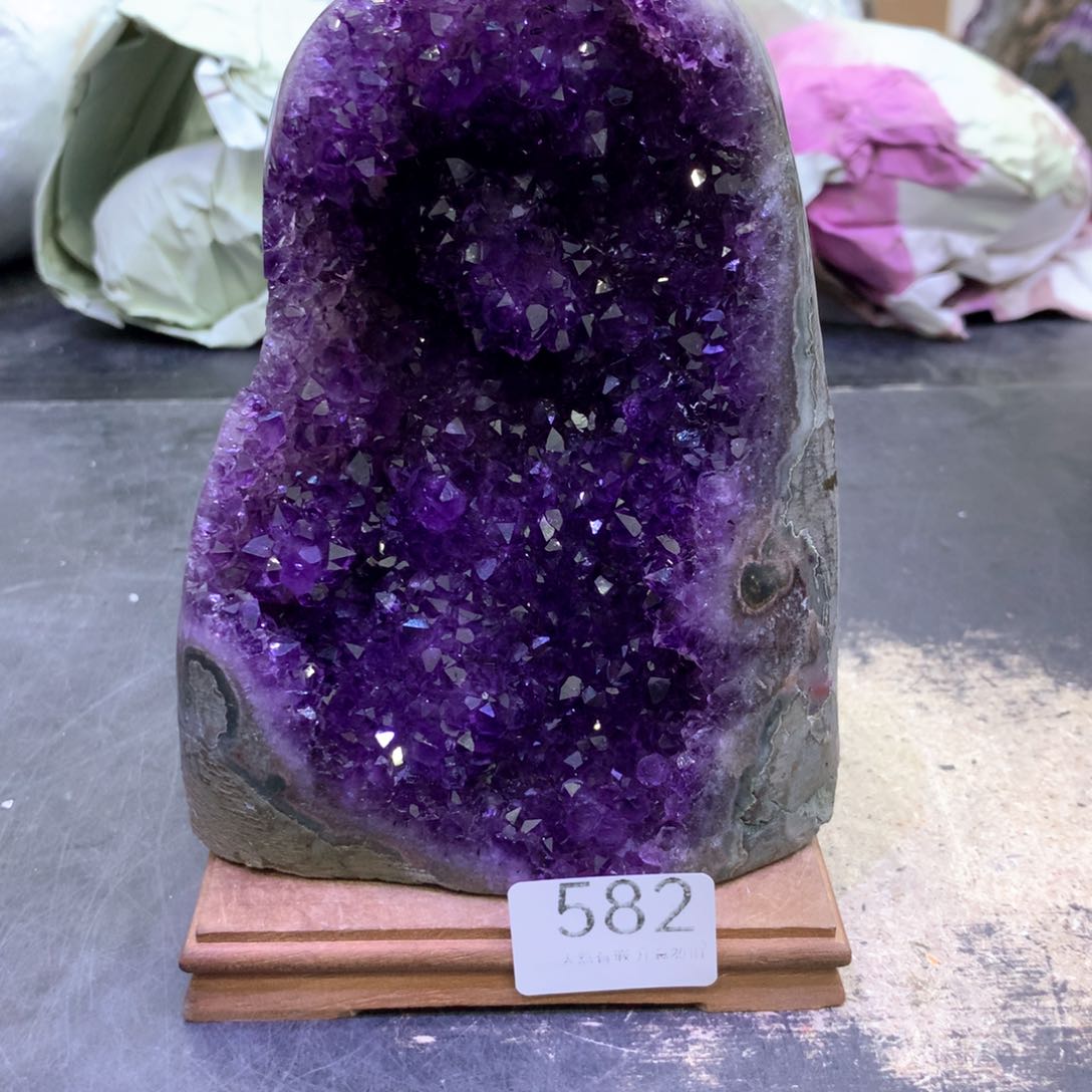 水晶摆件未镶嵌紫晶582