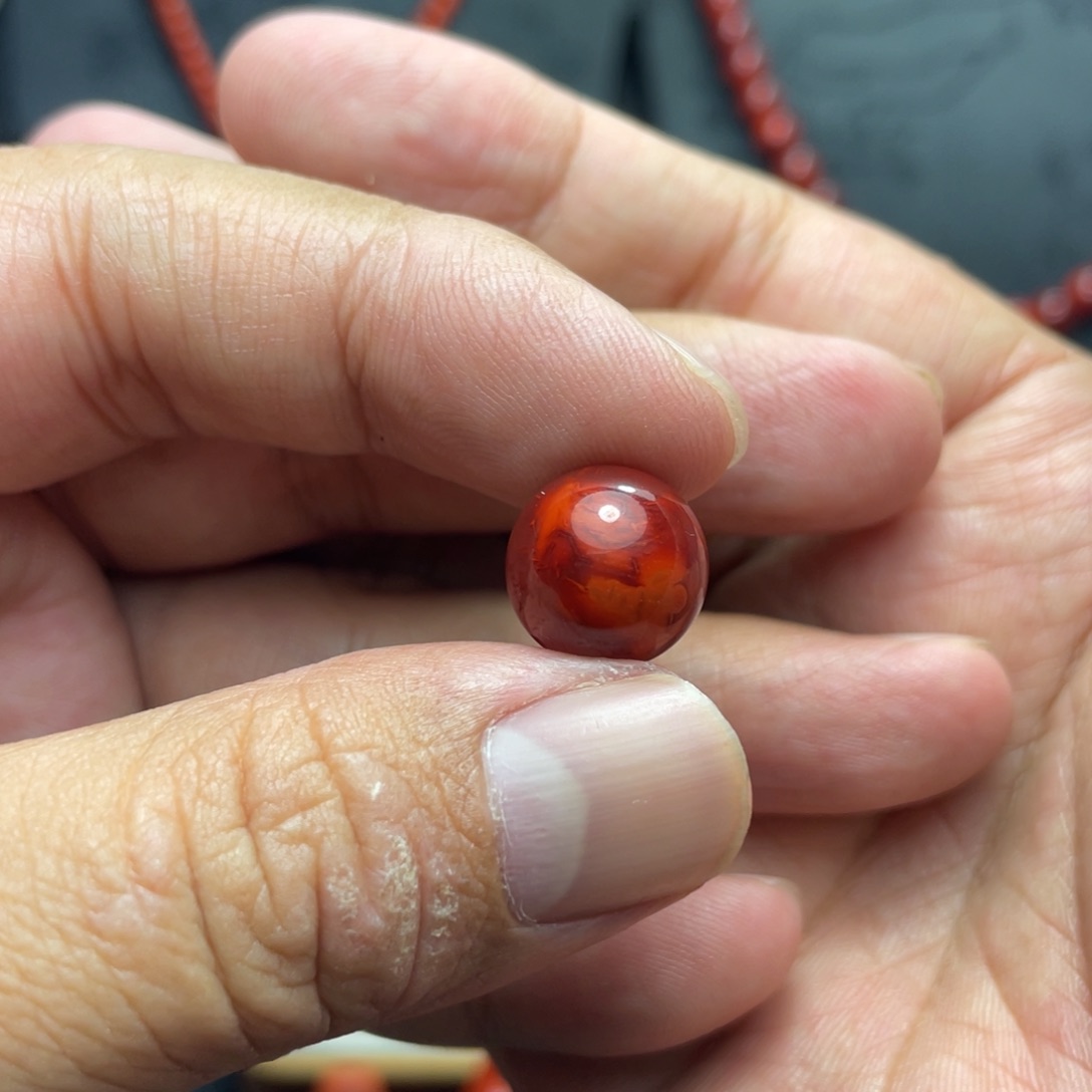 南红玛瑙颈饰未镶嵌12.8mm