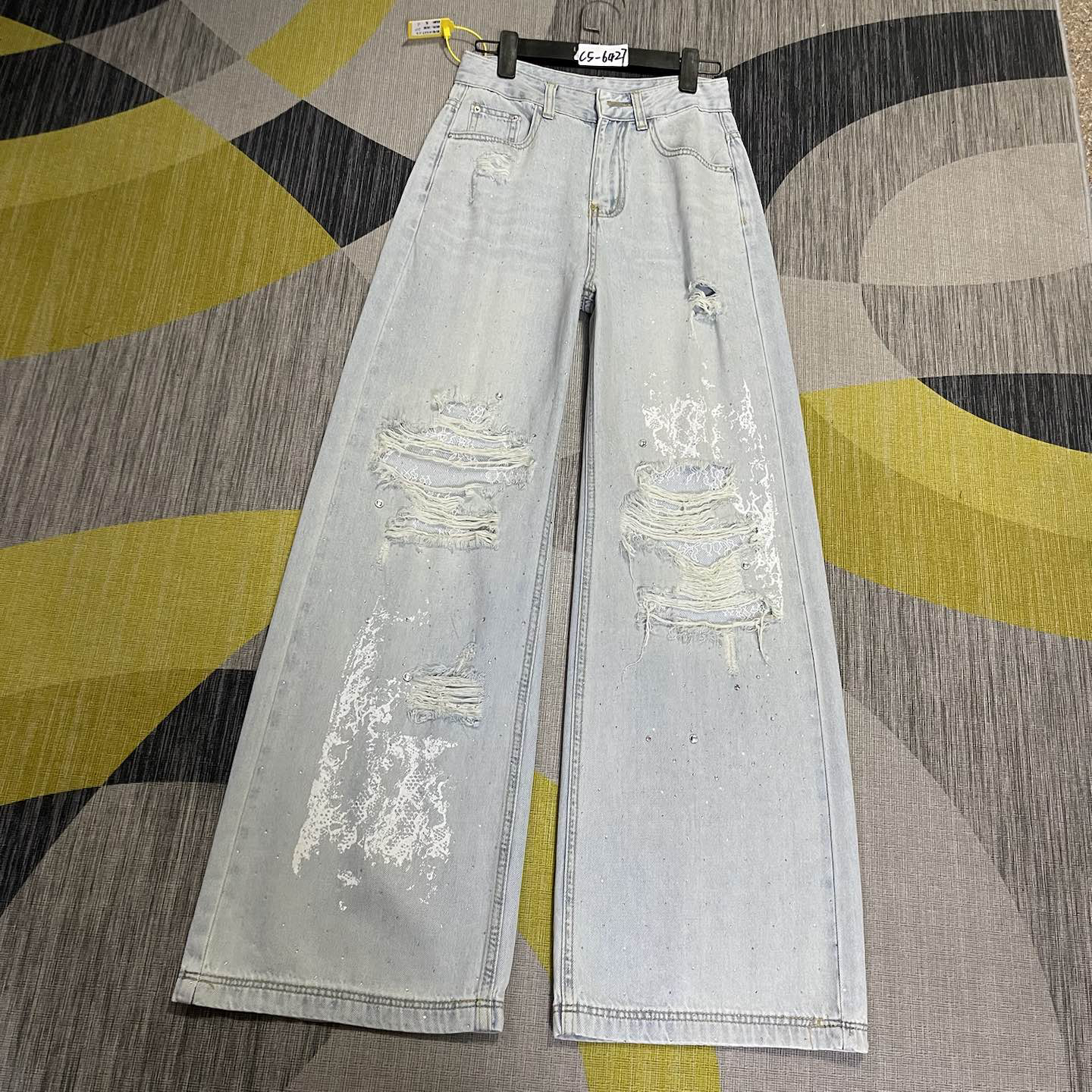 C5-6427 薄款 浅蓝色重工烫钻蕾丝拼接破洞阔腿裤 无弹（不退换）