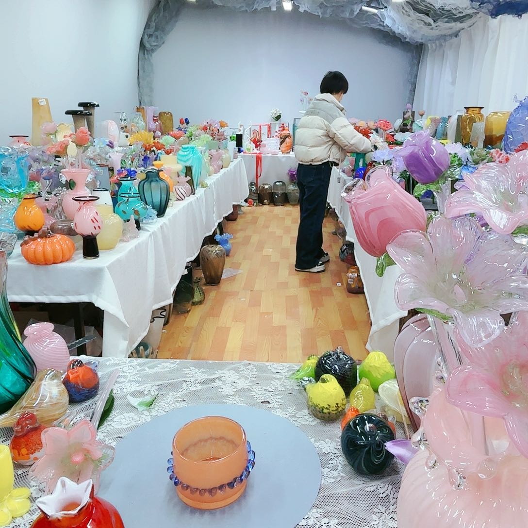 福利不退不换琉璃花瓶艺术品