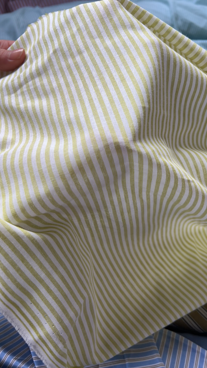 绿色棉麻条衬衫裤子面料