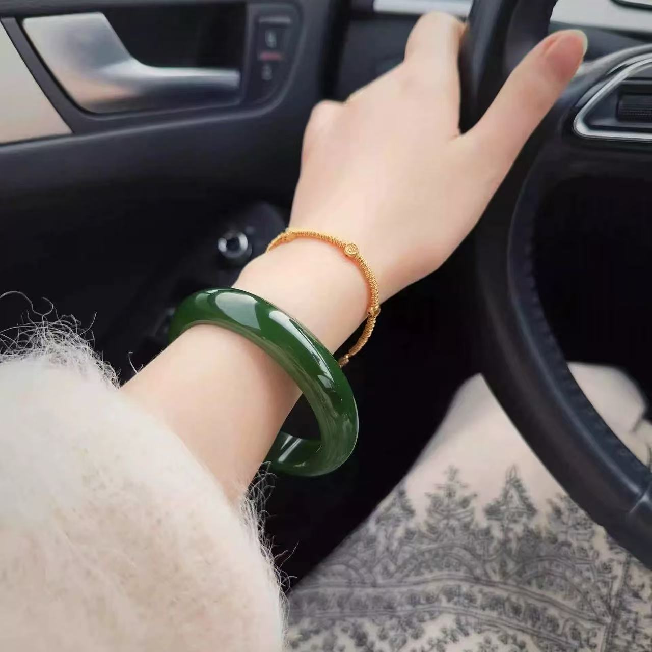 天然辰砂翠王精美文玩手镯H-082