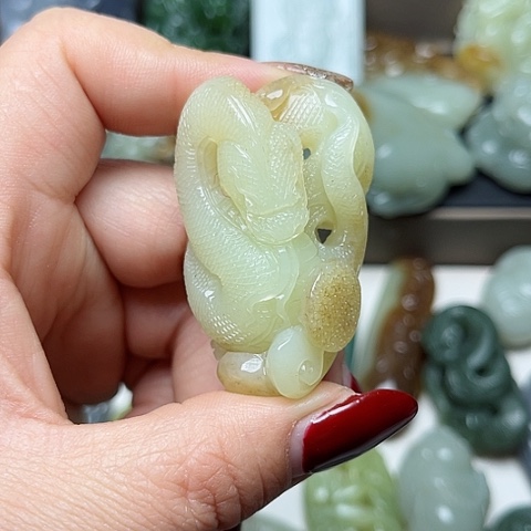 和田玉颈饰未镶嵌