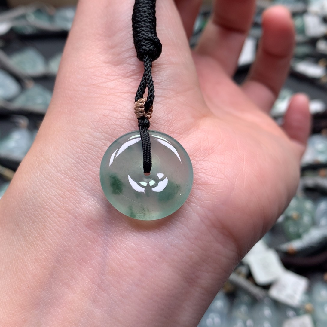 翡翠颈饰未镶嵌00000000000