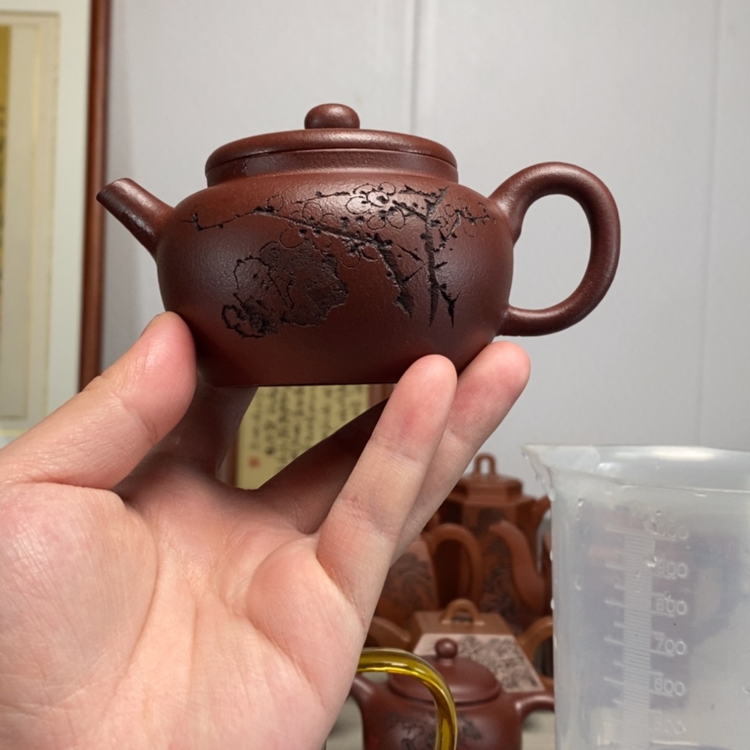 紫砂茶壶原矿泥料传统工艺制作