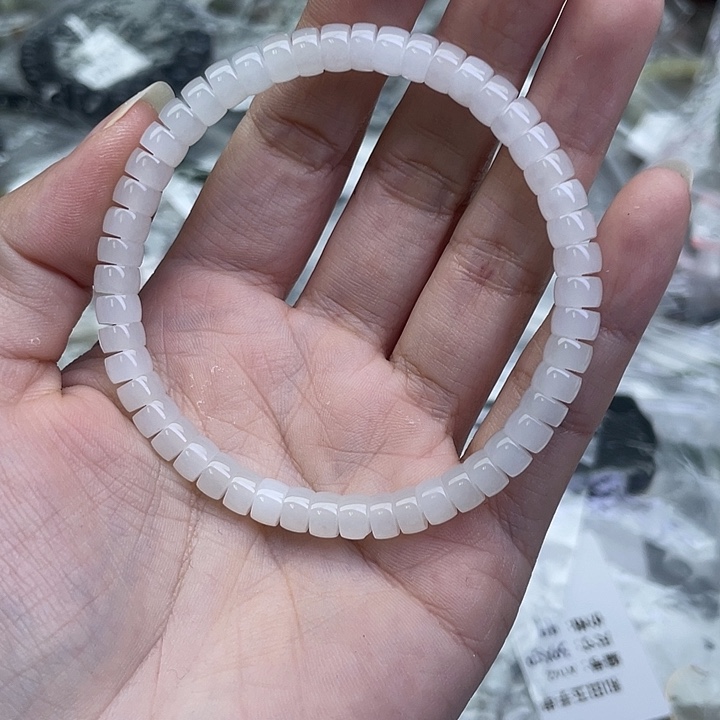 和田玉未镶嵌手串