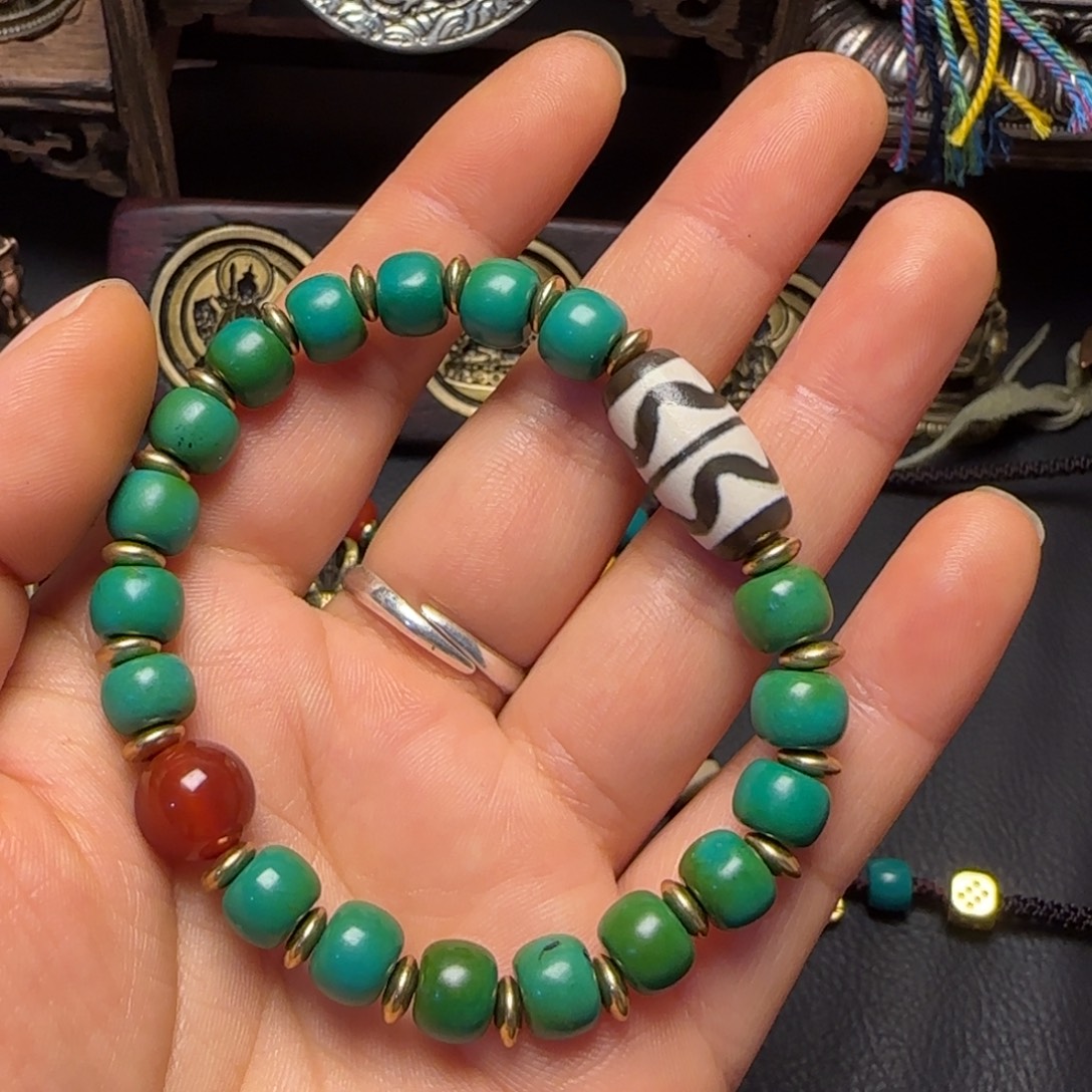 瞌***泥塑藏传牌子……藏传牌子