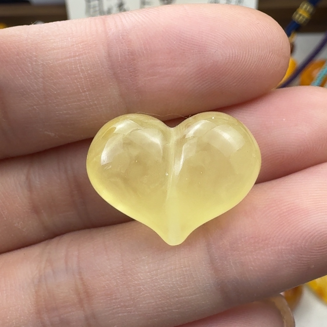 蜜蜡未镶嵌珠宝奇石全品 21.9×16.5×10.8mm