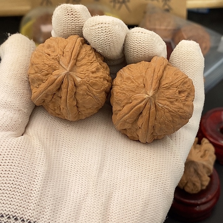 招***兔文玩核桃吊坠黄不退不换