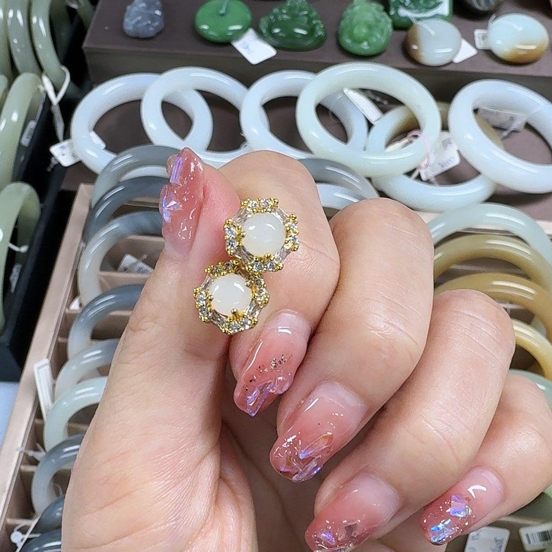 和田玉耳饰合金和田玉合金耳饰