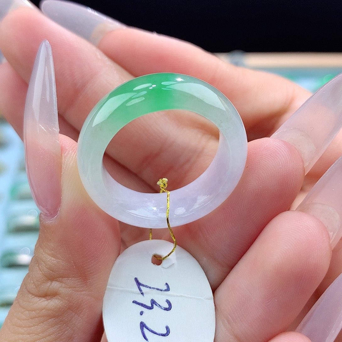 翡翠戒指未镶嵌子*23-24圈