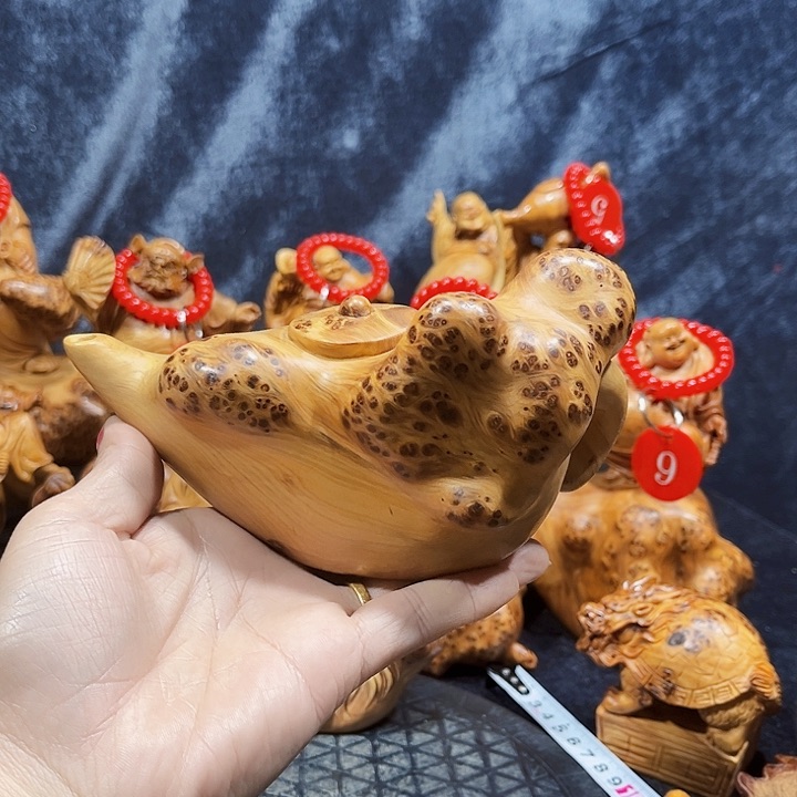 柏木（崖柏）把壶。