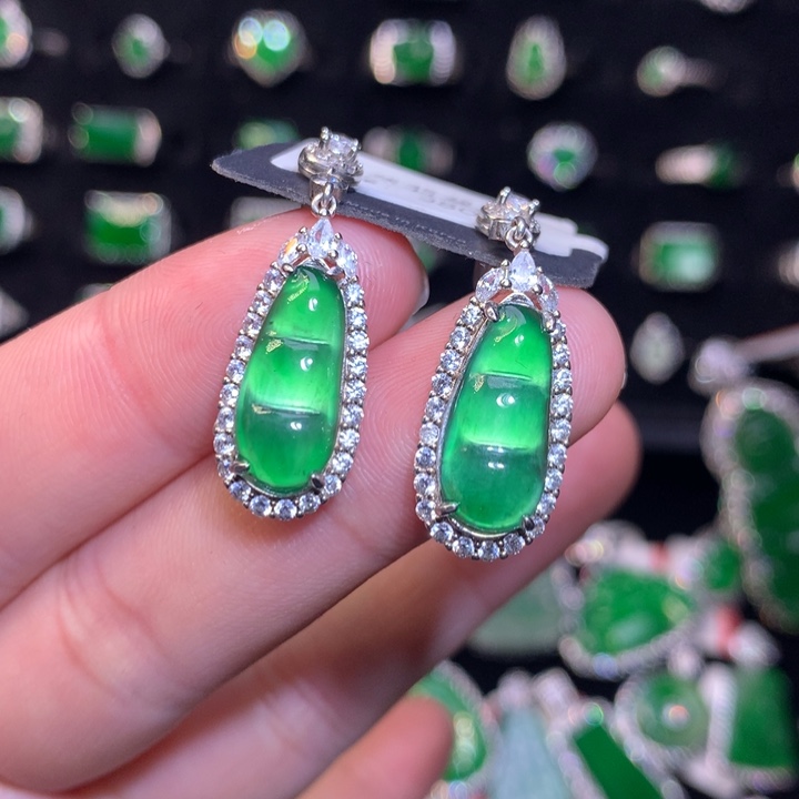 【闪购商品】翡翠吊坠(不含链)银S925镶嵌天然翡翠