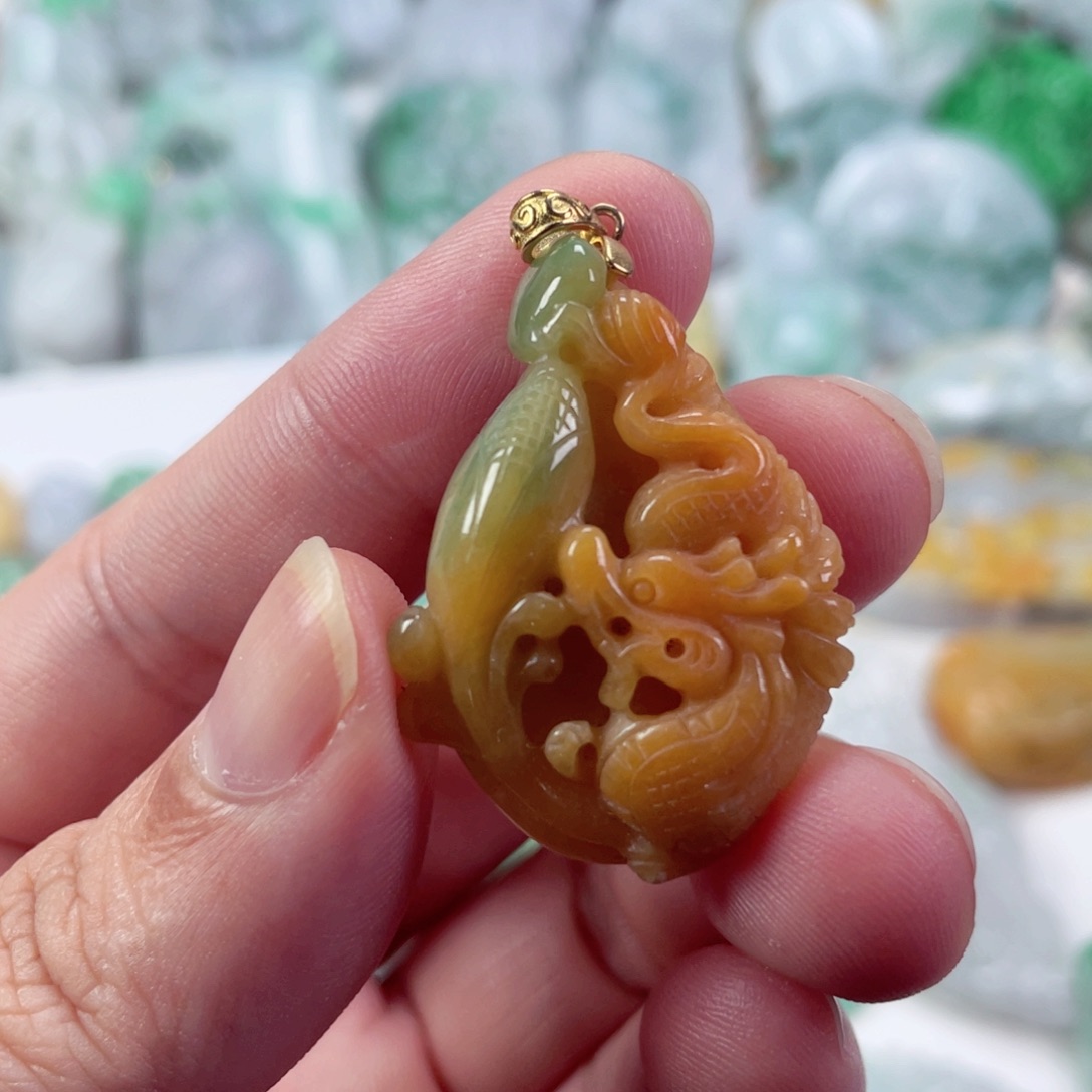 翡翠未镶嵌吊坠(不含链)
