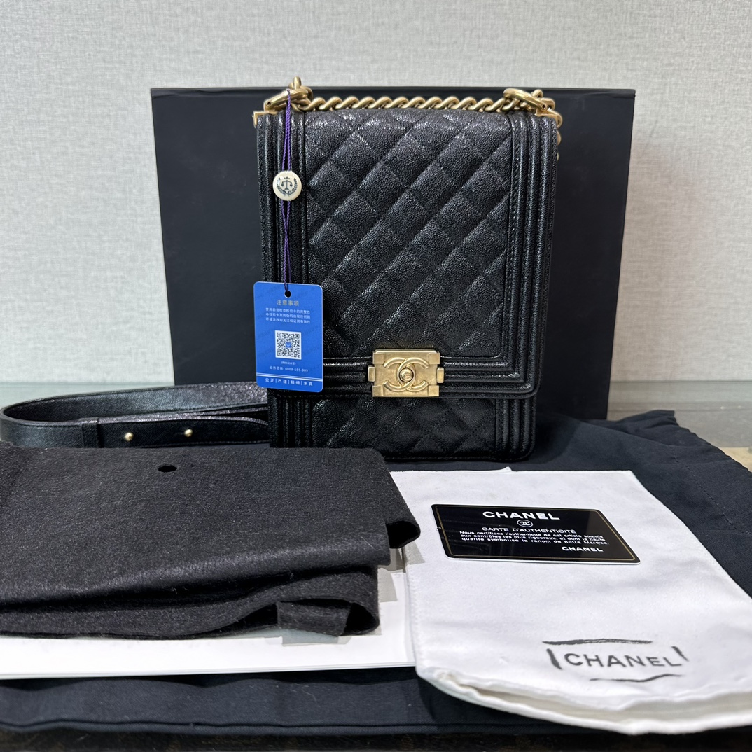 95新 Chanel/香奈儿 黑金竖版荔枝牛皮leboy单肩斜挎链条包 01003