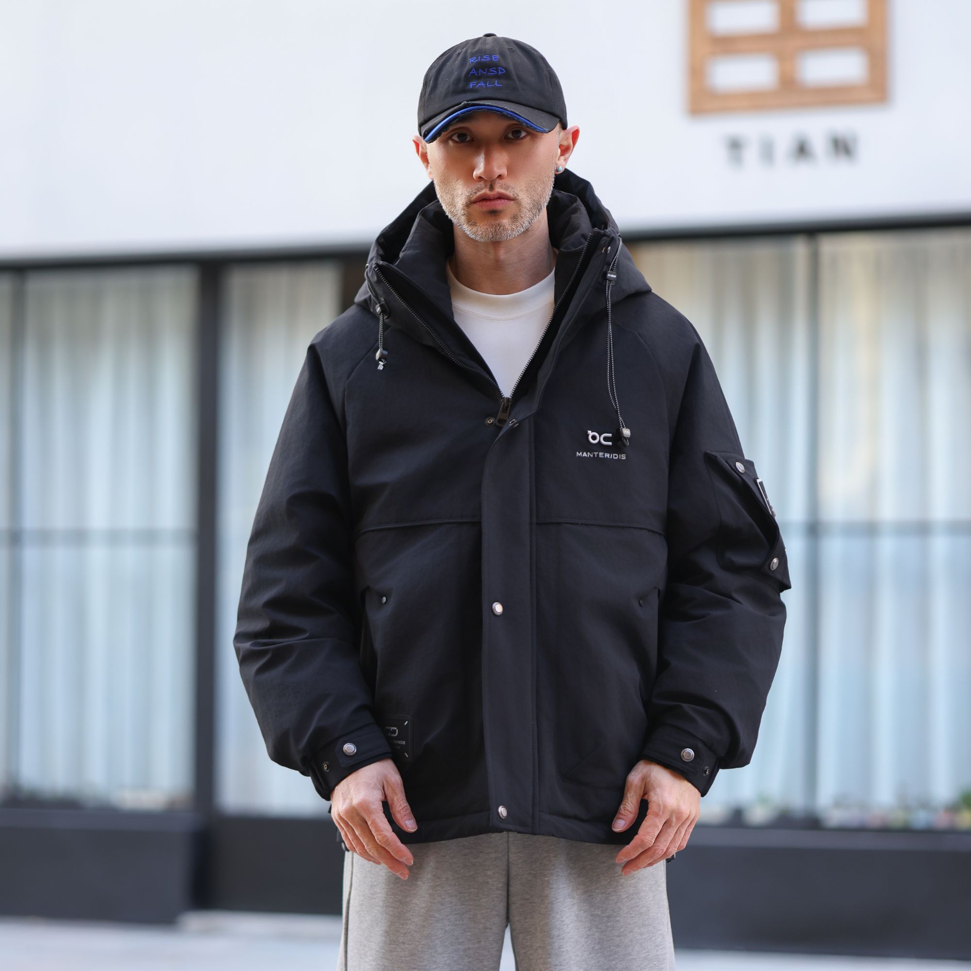 O.L.I.【户外三防防风连帽羽绒服】休闲冲锋衣羽绒服外套男