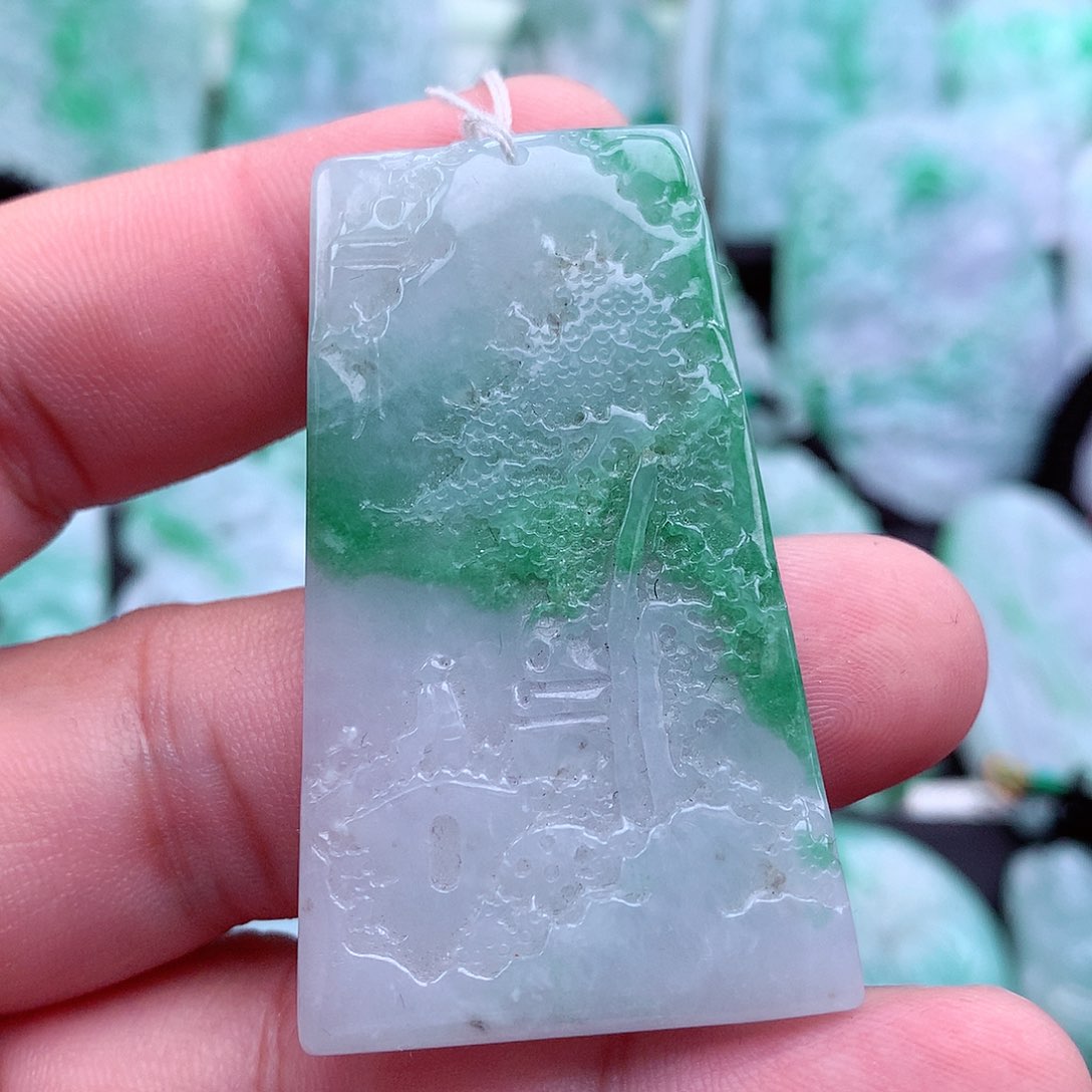 翡翠吊坠(不含链)未镶嵌