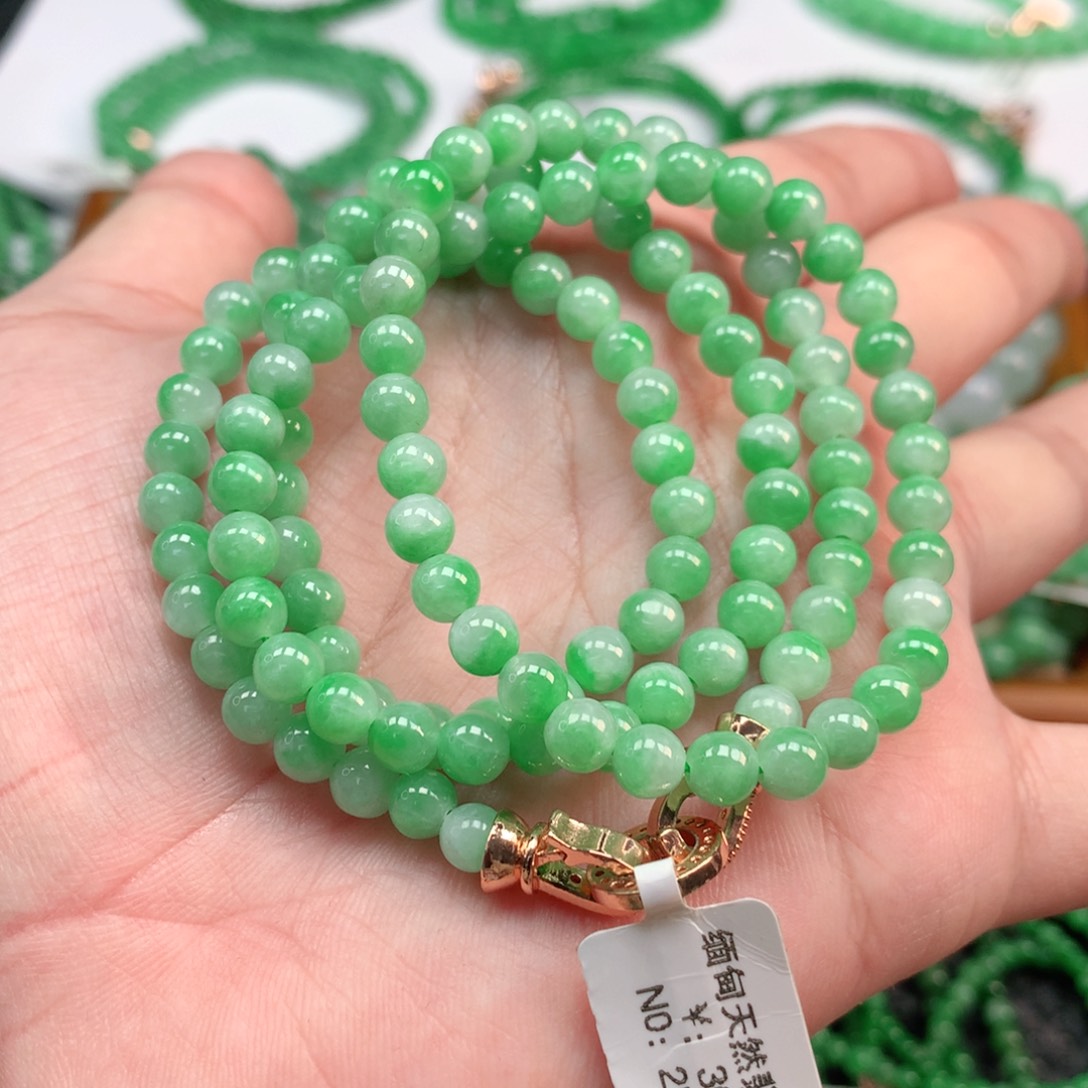 翡翠手链未镶嵌翡翠