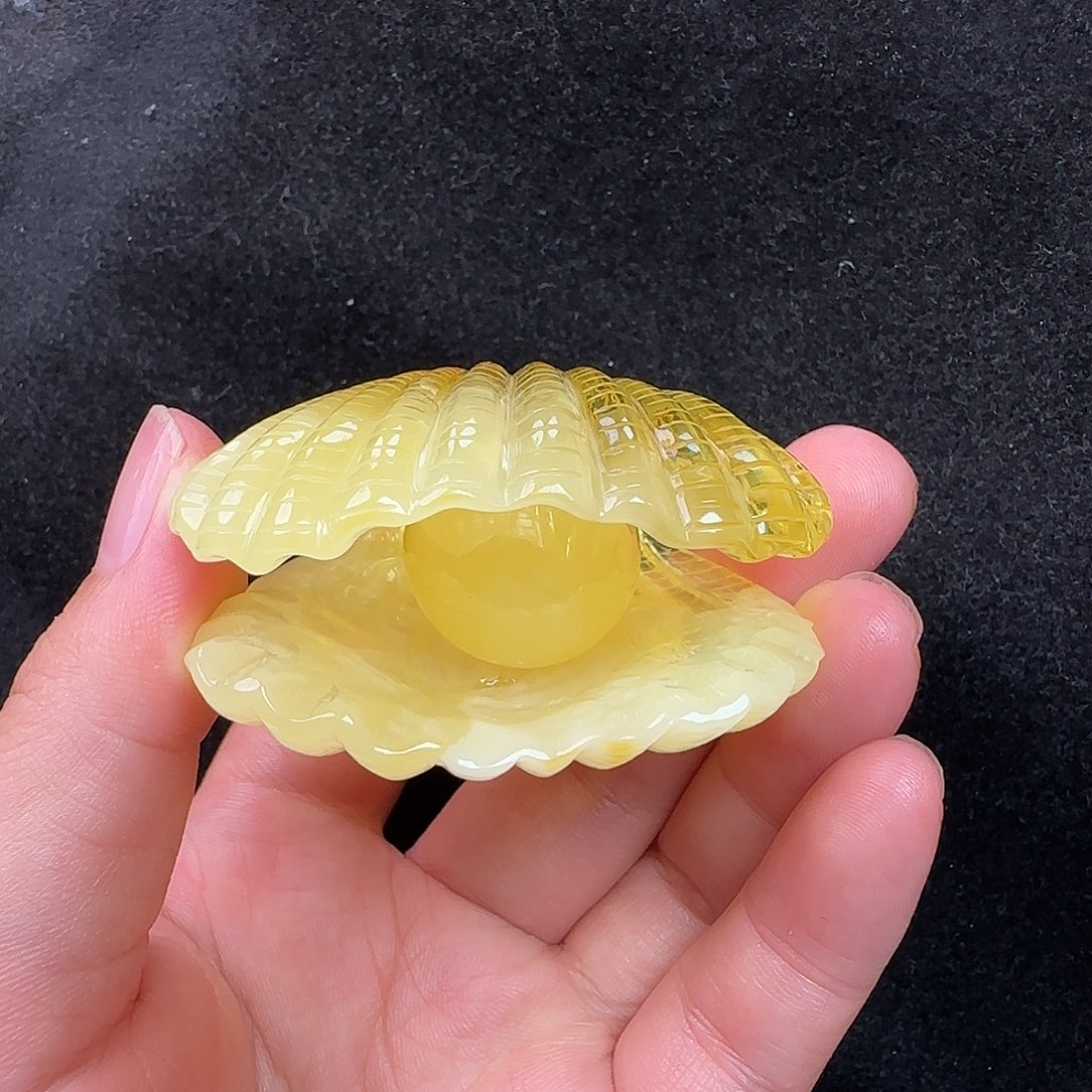 蜜蜡未镶嵌珠宝奇石