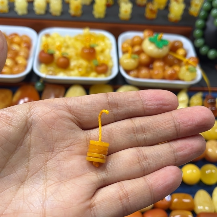 琥珀未镶嵌裸石蜜蜡隔片五颗扩孔定制不退换1.8