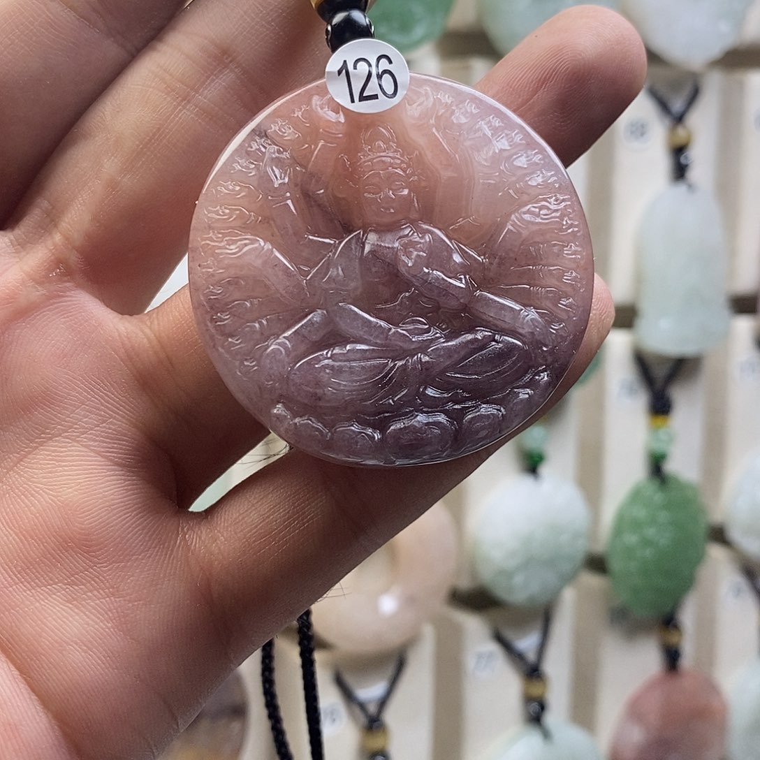 颈饰未镶嵌石英质玉（金丝玉）