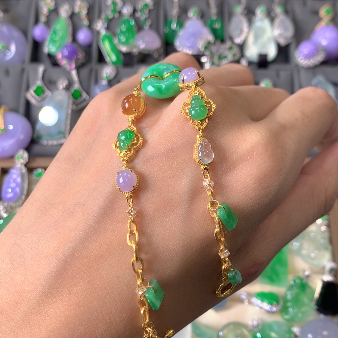 翡翠18K金镶嵌吊坠(不含链)