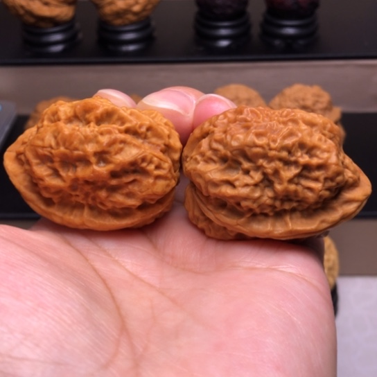 文玩核桃把件霸王枪金蟾12