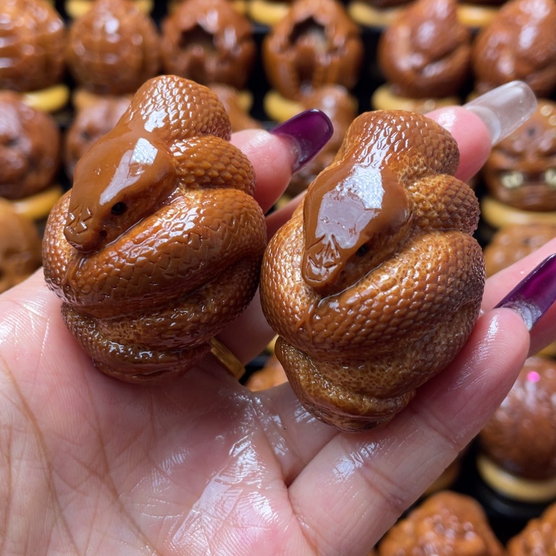 橄榄核把件橄榄球